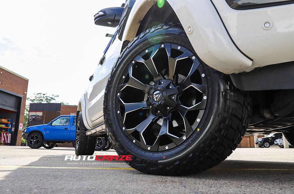 FORD RANGER ASSAULT GLOSS BLACK MILLED ACCENTS